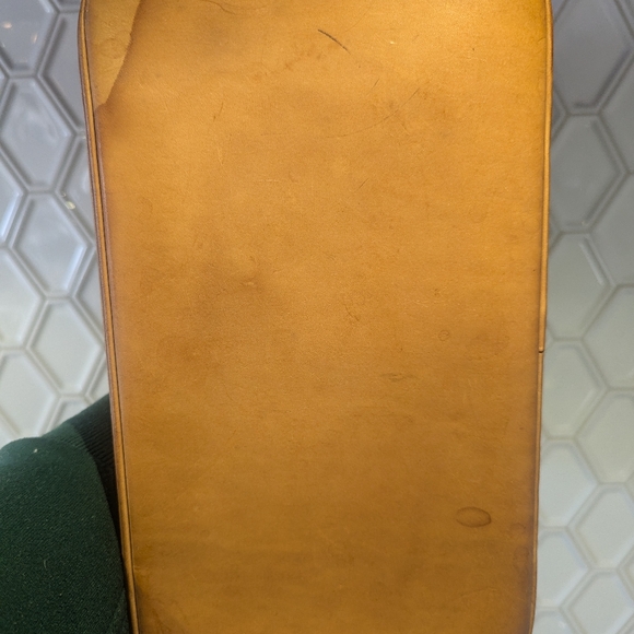 Louis Vuitton Alma - Picture 5 of 17